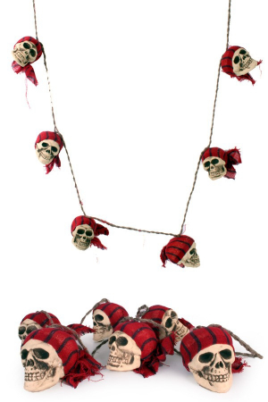 Hangdecoratie touw met piraten schedels