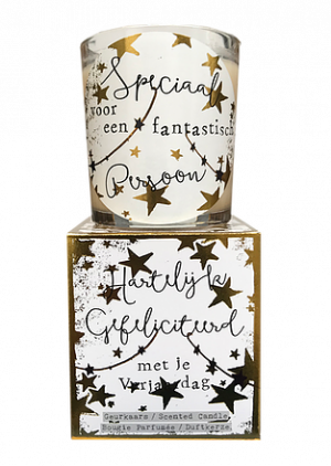 Giftbox - HG met je verjaardag - tekst glas: zie foto - Jar Candle - Vanilla - Een heerlijke zachte vanille geur - Brandtijd: +/- 45 uur Formaat kaars : 72x80 mm - Formaat box: 80x90mm