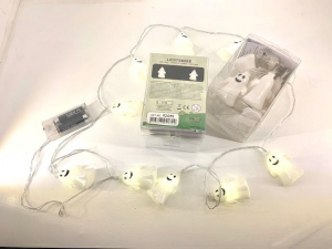 Verlichtingssnoer 160 cm voorzien van 10 lampen spook van 5 cm ø exclusief 2 x AA batterij